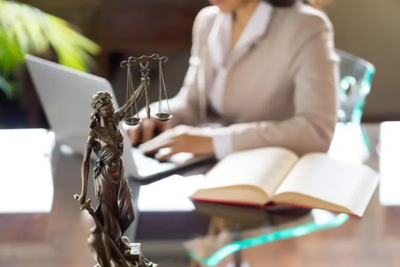 Egzekucja sądowa i egzekucja administracyjna – czym się różnią?
