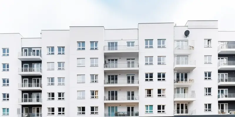 Nieruchomości na sprzedaż - o czym warto pamiętać oraz co zachęca klientów do kupna?